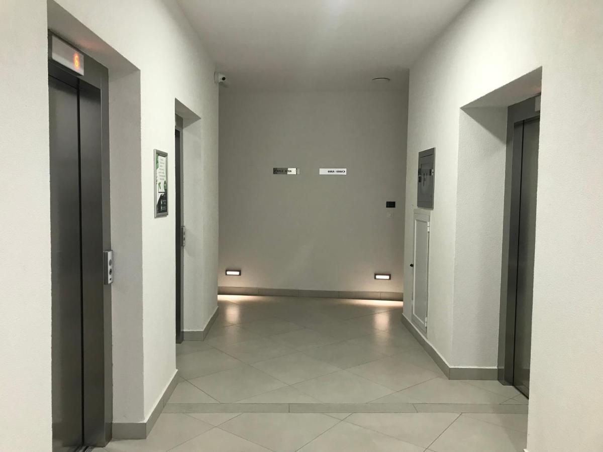 Apartament Soho City 1 Bar Bagian luar foto